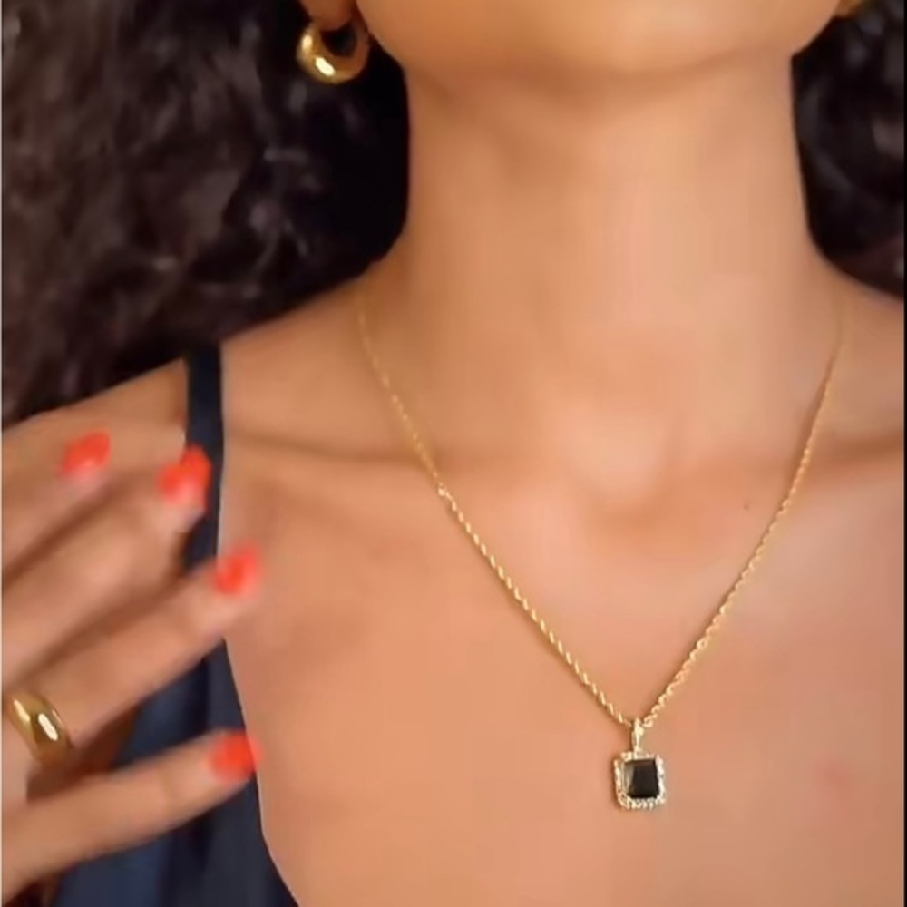 18k Gold Plated Black CZ Pendant & Twist Rope Chain Necklace